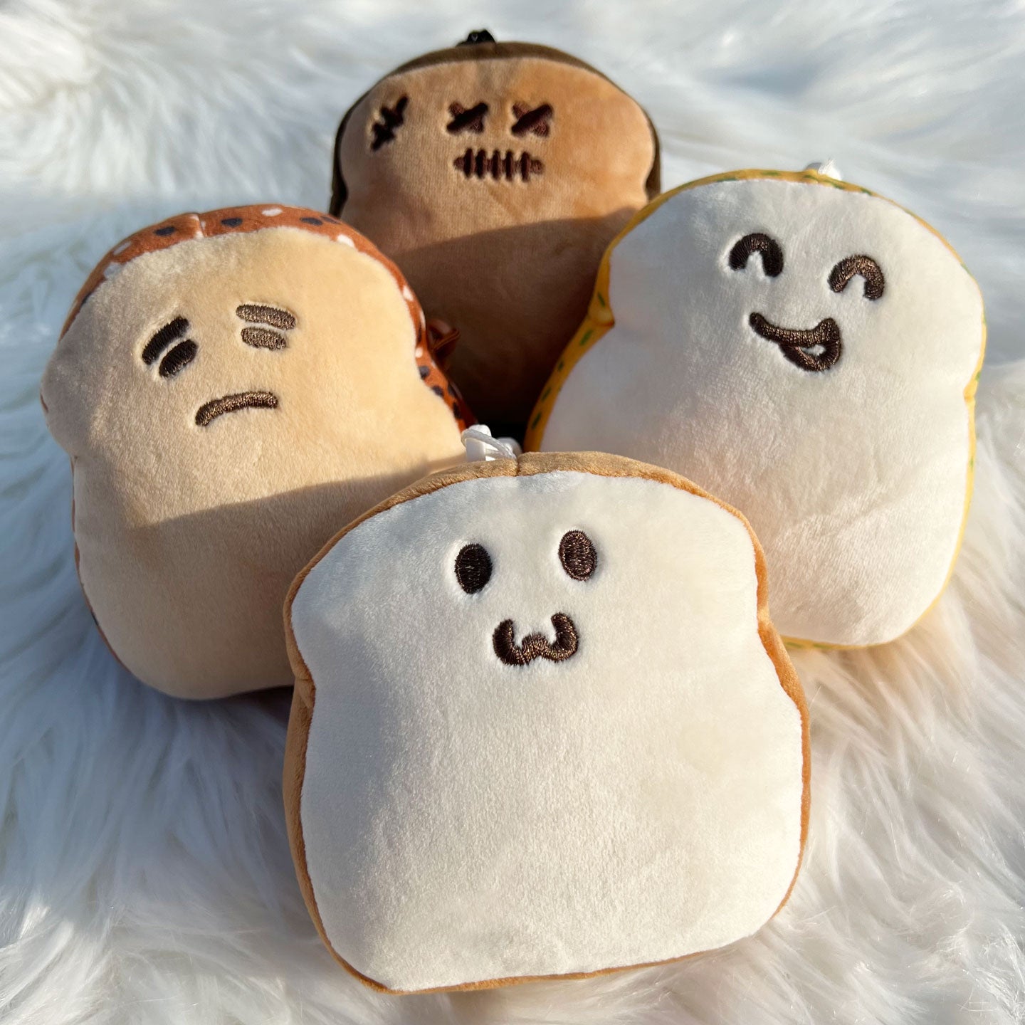 Starter Toasty 4" Clip - on Plush - Everjoy Collective